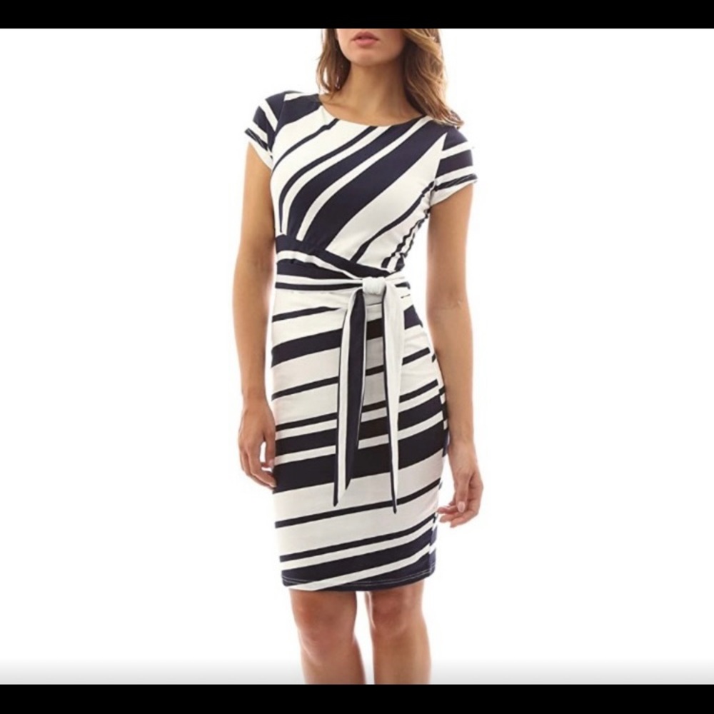 NWOT PattyBoutik navy & white striped dress w/ tie